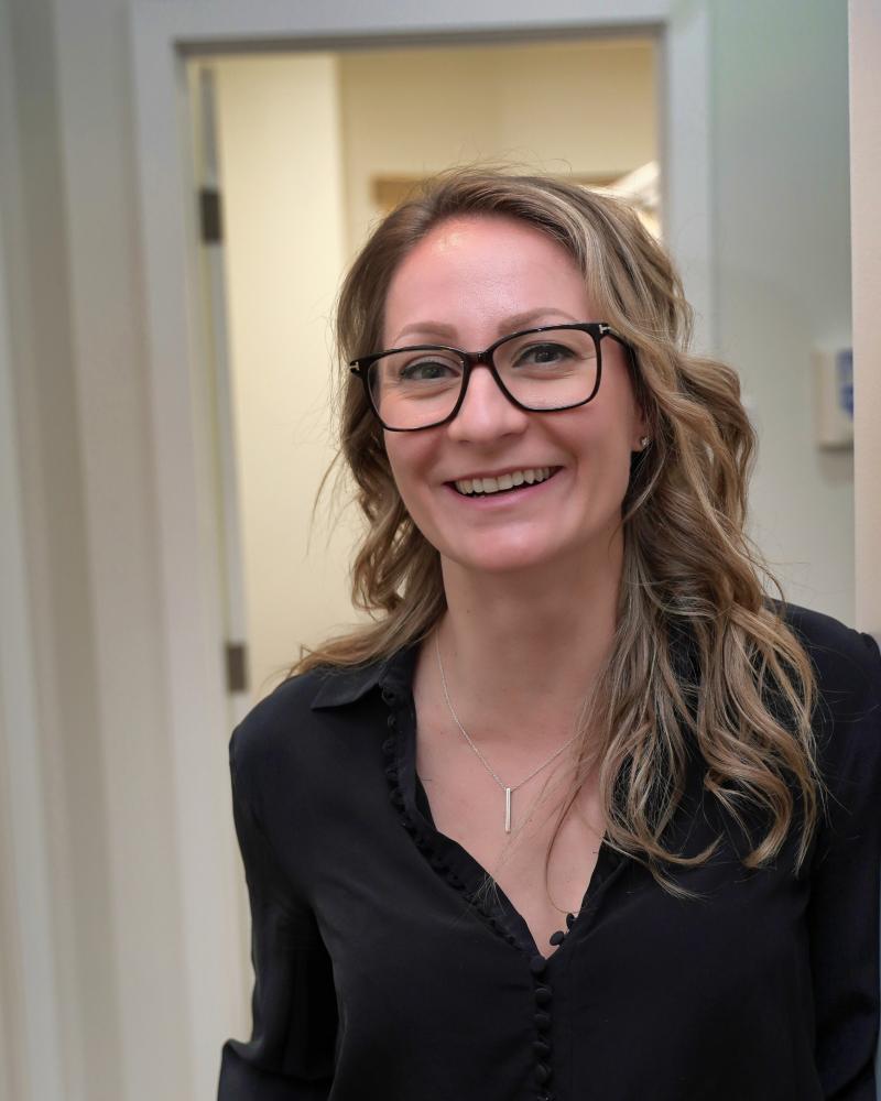 Headshot Ashley Dykun Yakiwchuk