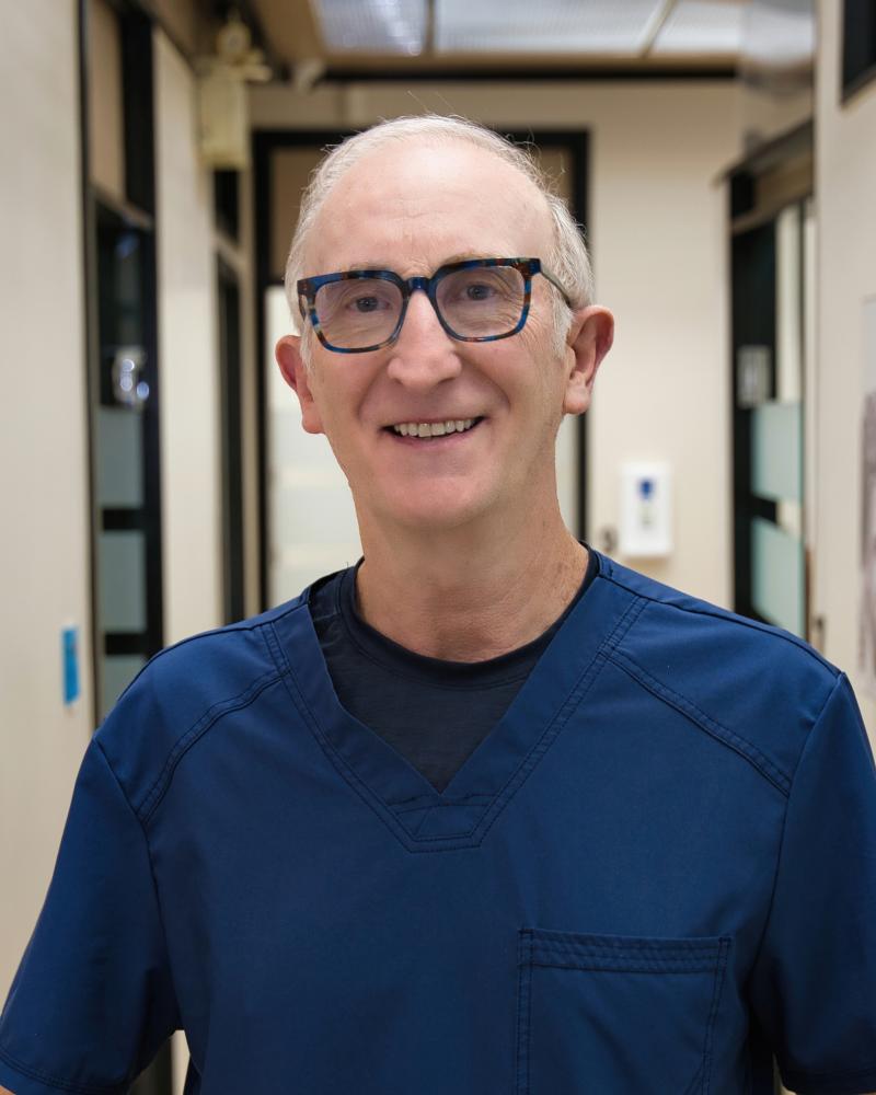 Headshot Lanny Jacob