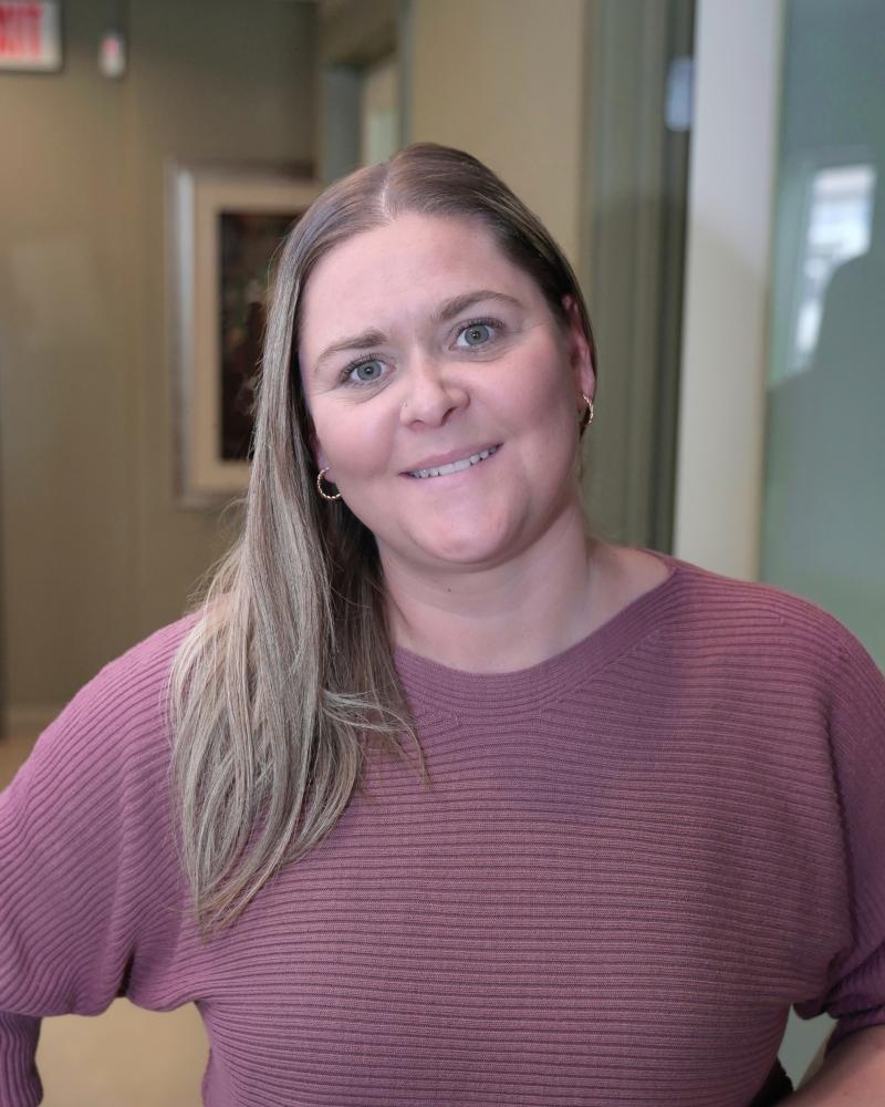 Headshot Sandra Reddaway